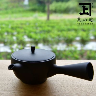 かねじょう・茶の庭 オリジナル急須 深蒸し茶を淹れるのに最適